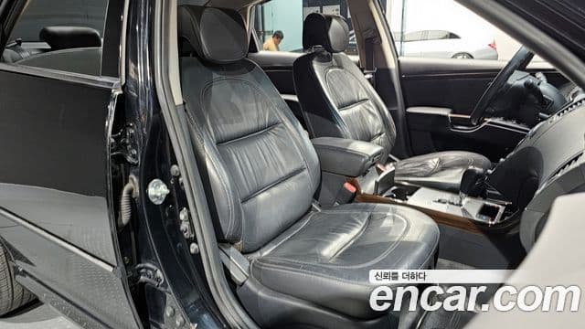 Hyundai The / новый Luxury Grandeur LPI Q270 Standard, 2011 10