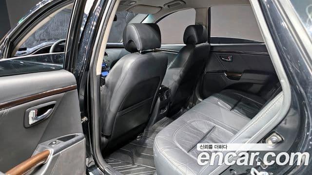 Hyundai The / новый Luxury Grandeur LPI Q270 Standard, 2011 12