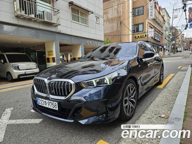 BMW 5시리즈 (G60) 520i M Sport, 2024 2