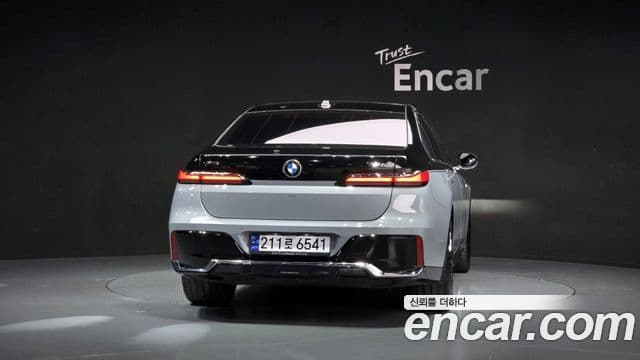 BMW 7시리즈 (G70) 740d xDrive M Sport, 2025 4