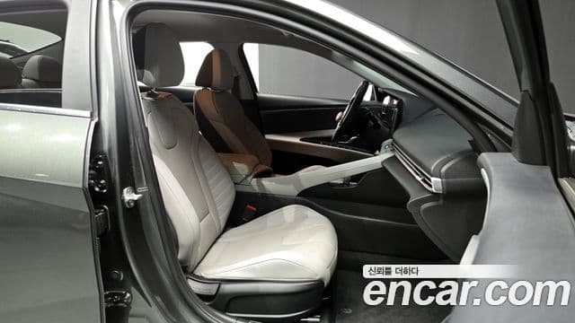 Hyundai Avante гибрид (CN7) Inspiration, 2022 10