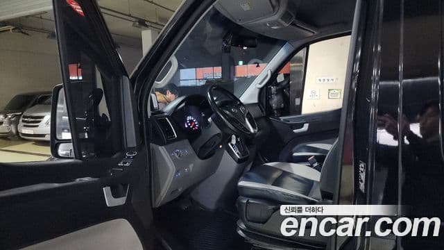 Hyundai 쏠라티 Deluxe, 2018 10