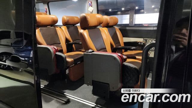 Hyundai 쏠라티 Deluxe, 2018 12