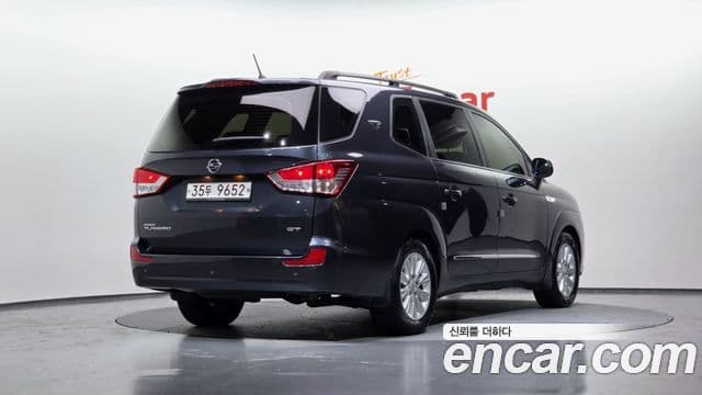 KG모빌리티(SsangYong) Korando 투리스모 2WD GT 9인승, 2014 2