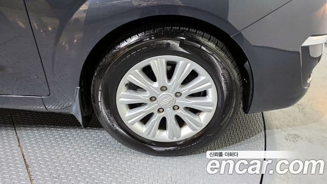 KG모빌리티(SsangYong) Korando 투리스모 2WD GT 9인승, 2014 все фото