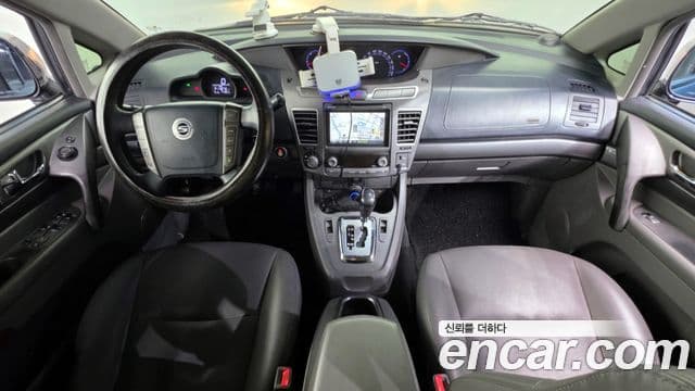 KG모빌리티(SsangYong) Korando 투리스모 2WD GT 9인승, 2014 7