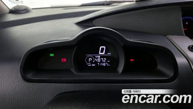 KG모빌리티(SsangYong) Korando 투리스모 2WD GT 9인승, 2014 8