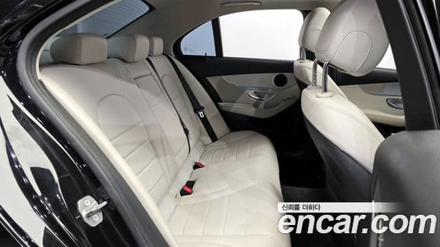 Mercedes-Benz C-класс W205 Avantgarde, 2017 12