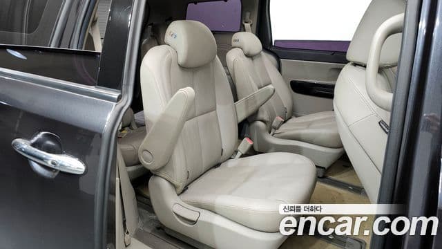 Kia The / новый New Carnival Special, 2019 12