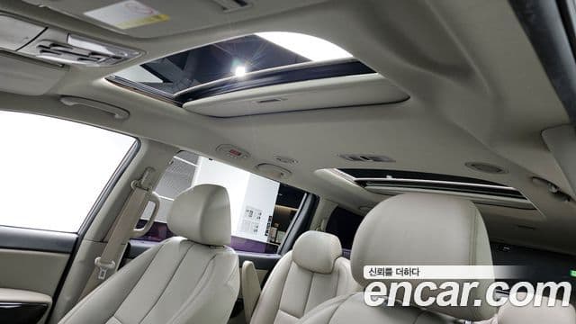 Kia The / новый New Carnival Special, 2019 18