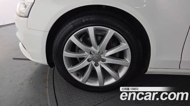 Audi New A4 B8, 2015 все фото