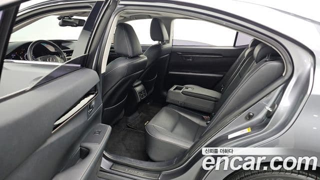 Lexus New ES300h XV60, 2014 19