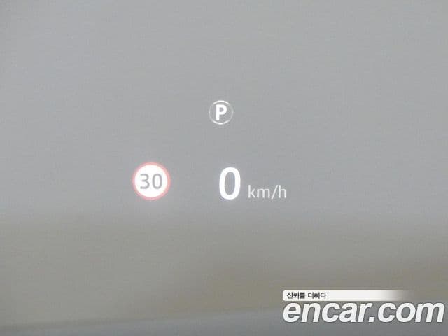 Land Rover Range Rover Velar 3.0 D300 R-Dynamic HSE, 2020 9