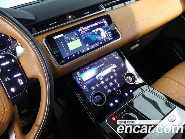 Land Rover Range Rover Velar 3.0 D300 R-Dynamic HSE, 2020 17