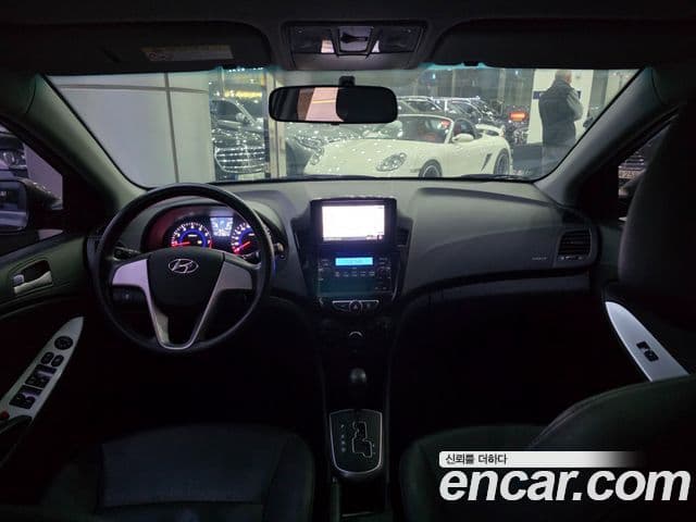 Hyundai Accent(новый кузов / новое поколение) 1.4 VVT Smart, 2014 7