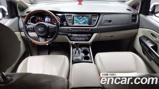 Kia All New Carnival Prestige, 2015 7