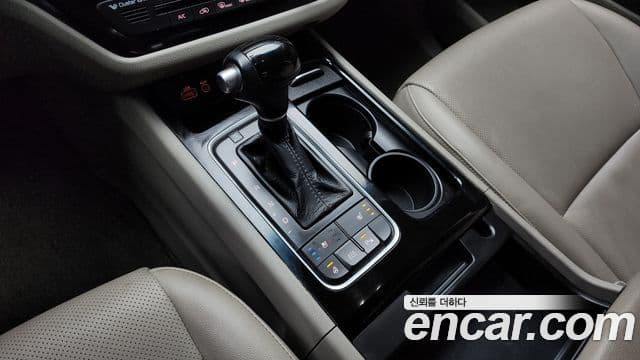 Kia All New Carnival Prestige, 2015 9