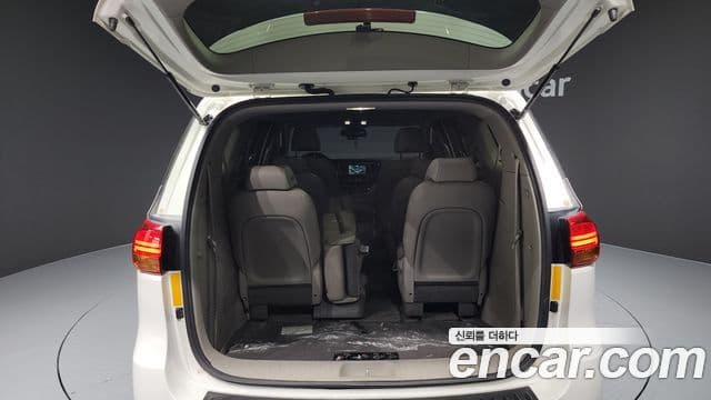 Kia All New Carnival Prestige, 2015 20