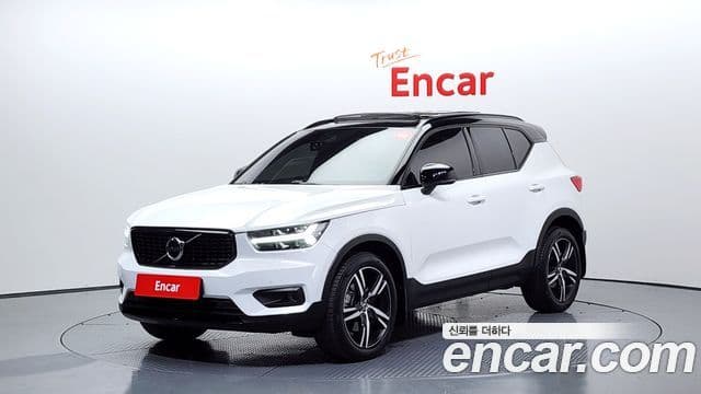 Volvo XC40 B4 R-Design, 2021 1