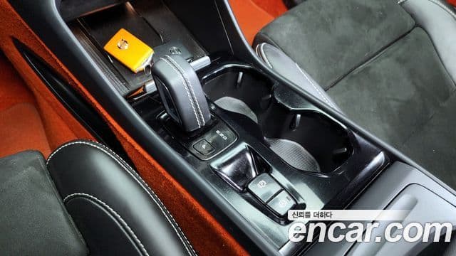 Volvo XC40 B4 R-Design, 2021 9