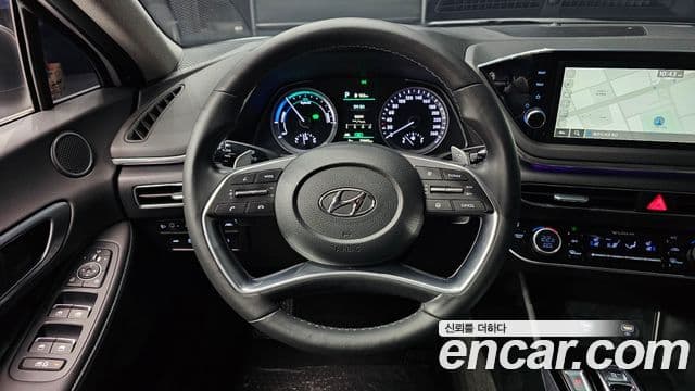 Hyundai Sonata гибрид (DN8) Premium Plus, 2022 13