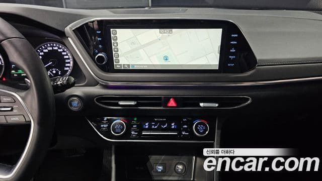 Hyundai Sonata гибрид (DN8) Premium Plus, 2022 16