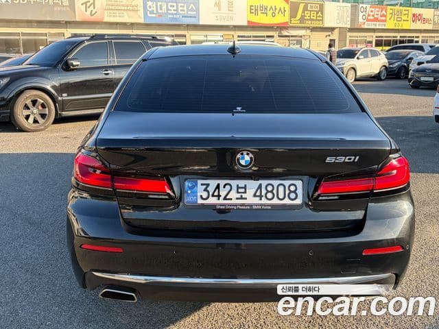 BMW 5시리즈 (G30) Luxury, 2023 6