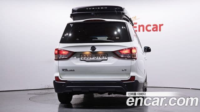 KG모빌리티(SsangYong) Korando 투리스모 4WD GT 11인승, 2014 4