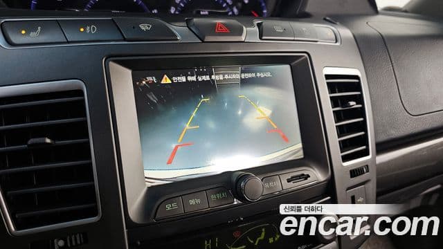 KG모빌리티(SsangYong) Korando 투리스모 4WD GT 11인승, 2014 16