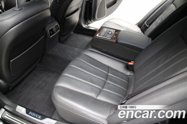 Hyundai Equus(новый кузов / новое поколение) Luxury, 2010 14