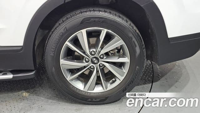 Hyundai Santa Fe TM Exclusive, 2019 все фото