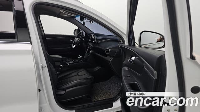 Hyundai Santa Fe TM Exclusive, 2019 18