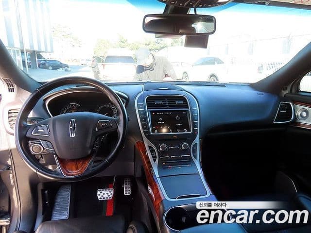 Lincoln MKX 2세대, 2018 7