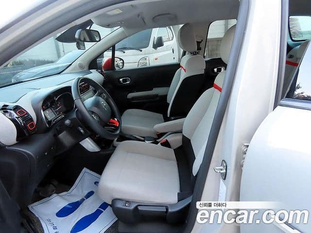 Ситроен / DS C3 Эйркросс (Aircross) 1.5 BlueHDi Feel (название комплектации), 2019 все фото