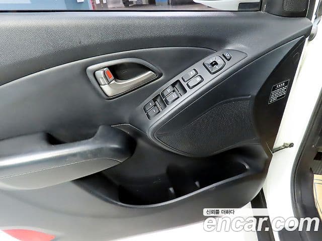 Hyundai Tucson ix Luxury, 2010 13