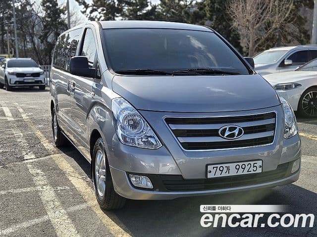 Hyundai Grand Starex Smart, 2017 1