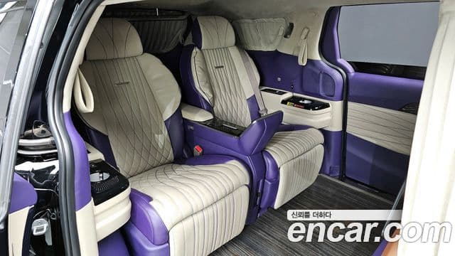 Kia Carnival 4세대 бензин 4인승 High Limousine (компания по спецнадстройкам), 2023 12