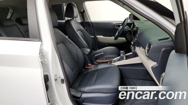 Hyundai Venue 1.6 Modern Plus, 2022 11