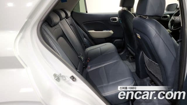 Hyundai Venue 1.6 Modern Plus, 2022 12