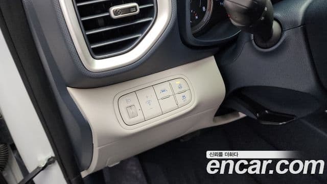 Hyundai Venue 1.6 Modern Plus, 2022 16