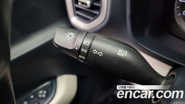 Hyundai Venue 1.6 Modern Plus, 2022 17