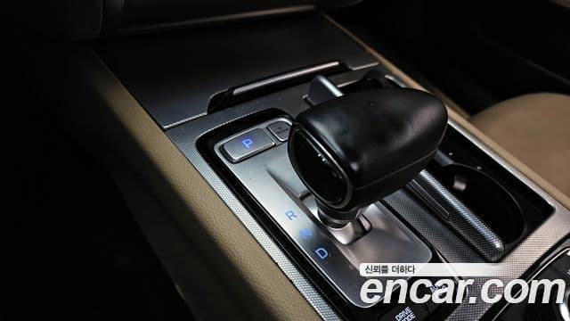 Genesis G80 Premium Luxury, 2019 9