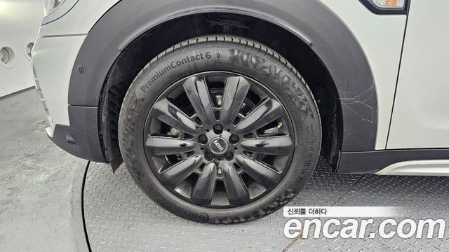 Mini Cooper Countryman 2세대, 2024 все фото