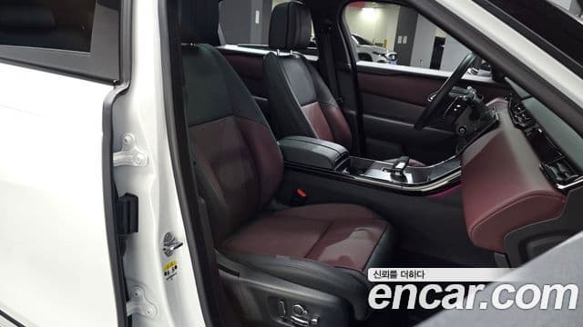 Land Rover Range Rover Velar 3.0 P400 Dynamic HSE, 2025 10