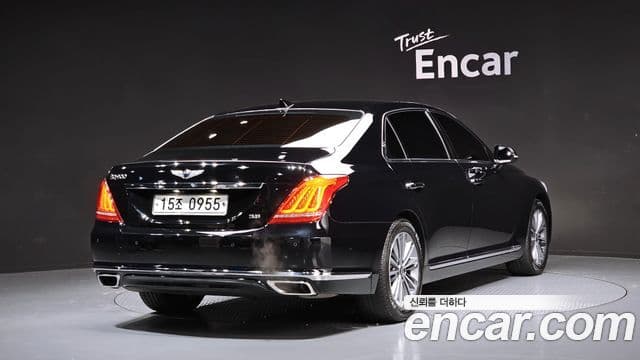 Genesis EQ900 Luxury, 2016 2