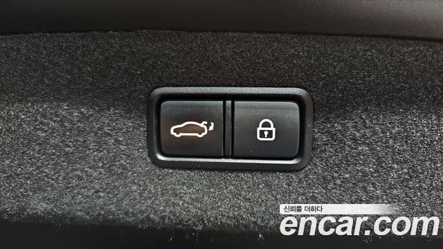 Genesis EQ900 Luxury, 2016 17