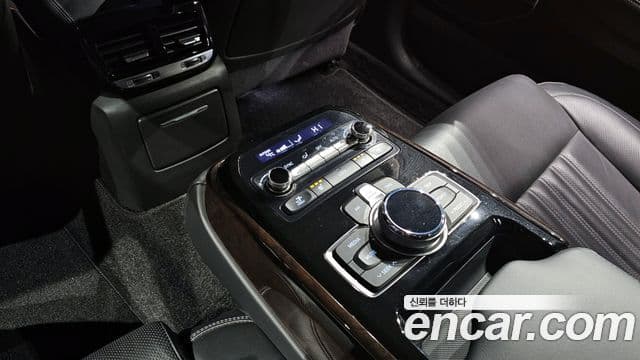 Genesis EQ900 Luxury, 2016 19