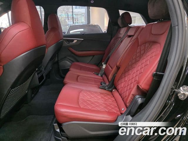 Audi SQ7 (4M), 2025 11