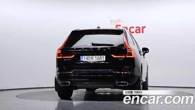 Volvo XC60 2세대 B5 Inscription, 2021 4