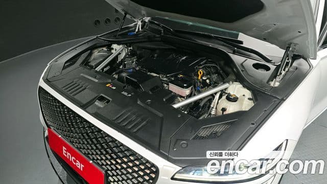 Genesis GV70, 2021 6